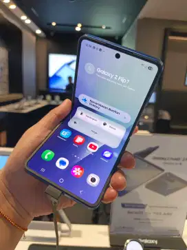 SAMSUNG GALAXY Z FLIP 7 (Chas, Cicilan cukup KTP aja)