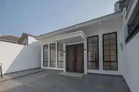 Dijual rumah Griya Loka Bumi Serpong Damai