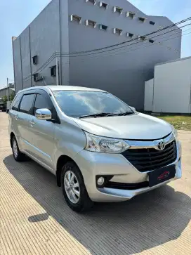 Mobil bekas Toyota Avanza matic 2016 murah
