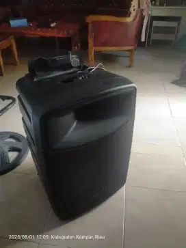 SPEAKER BARETONE dijual cepat