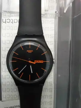 Jam Swatch seperti difoto