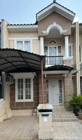 Dijual Rumah 2 Lantai diCentral Garden,citragran,cibubur Belakang mall