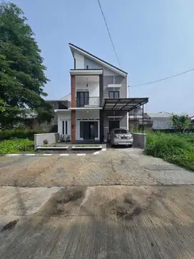 Rumah Bagus Minimis di Purbayan Gentan Dekat Luwes Gentan Solo