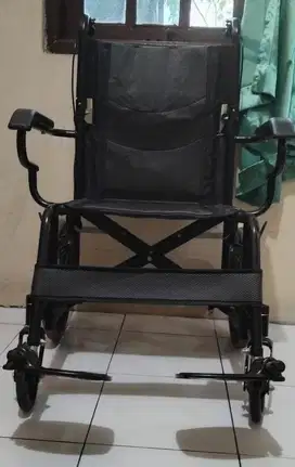 Kursi Roda Travel
