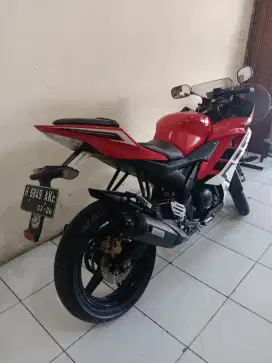 Yamaha r15v2 th 2016 top