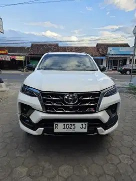 Fortuner gr 2.8 2023