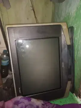 Di jual TV tabung mati merk sharp lok jakut