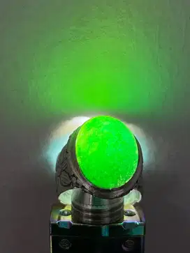 Cincin batu bacan hijau