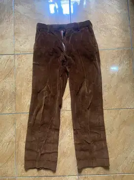 Celana Corduroy
