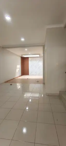 Dijual/disewakan Rumah Full Renov Cluster Lavender Gading Serpong