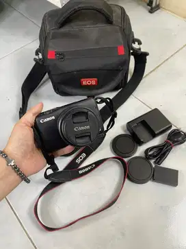kamera canon eos m10 (-) baca diskripsi iklan