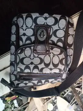 Tas selempang pria