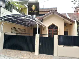 Rumah Strategis Diperumahan Mahkota Mas Cikokol Kota Tangerang