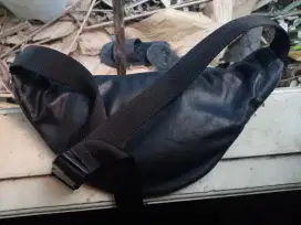 Tas selempang wanita