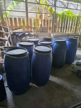 Jual drum plastik dan jerigen bekas