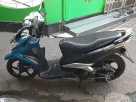 Yamaha Xeon carbu 2010 orisinil