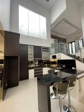 Rumah Minimalis Surabaya Timur Pakuwon City dekat Gloria Xin Zhong