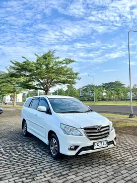 INNOVA V 2.0 2015 MATIC