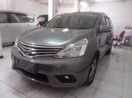 (Harga Cash) Nissan Grand Livina XV Automatic 2017 Abu metalik.
