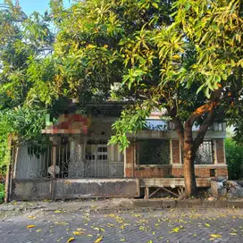 RUMAH 2 LANTAI DI GOLDEN PARK