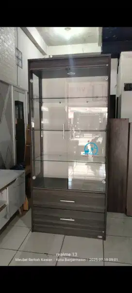 Ready Lemari Hias Kaca Minimalis aesthetic