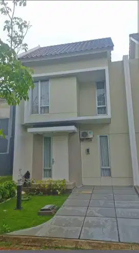 Disewakan Rumah Cluster Boston village Paramount Gading Serpong