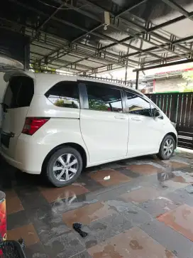 Honda Freed PSD