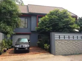 JUAL CELAT ! Rumah Mewah Lt 613m² Siap Huni, Curug Jati Cempaka