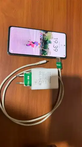 Vivo v27e ram 16/256 NFC HP charger aja