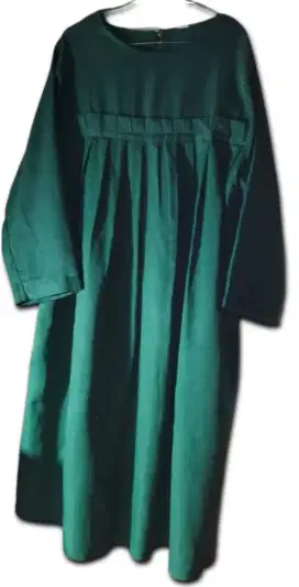 Midi Dress Hijau Botol