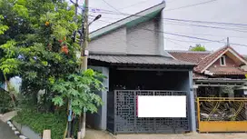 Rumah LT 167 SHM 15 Mnt ke Paradise Walk Serpong Siap KPR J-32885