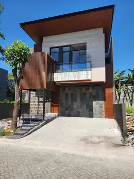 Murah Jual Rumah Baru + Kolam Renang CitraLand Utama Surabaya