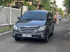 Toyota Kijang Innova 2.0 V AT 2014 Abu abu  NEGO SAMPE JADI