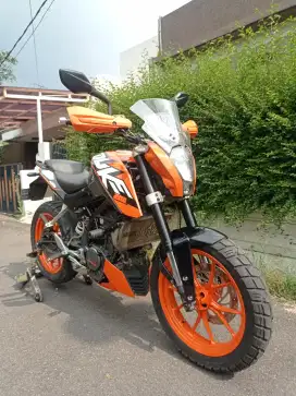 KTM Duke 200 Mulus Terawat Siap Touring