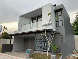 RUMAH MEWAH SIAP HUNI DEKAT SLEMAN CITY HALL