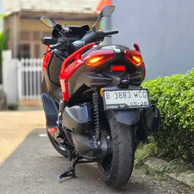 Yamaha XMAX 250cc Connected 2023 Merah Glossy Pajak Panjang