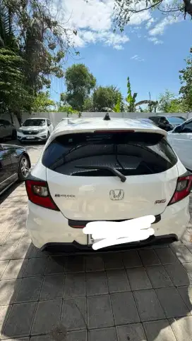 HONDA BRIO  PUTIH