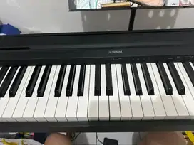 Piano Yamaha P45 warna Hitam
