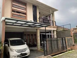 DIJUAL RUMAH FULL FURNISHED AREA MARGAHAYU BANDUNG