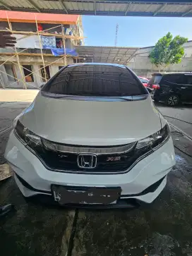 Jazz putih limited 2018