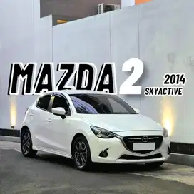 Mazda 2 Skyactive Tahun 2014 Warna PUTIH Kondisi Sangat PRIMA Siap GAS