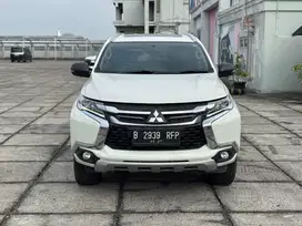 Pajero Dakar 4x2 2.4 AT 2016
