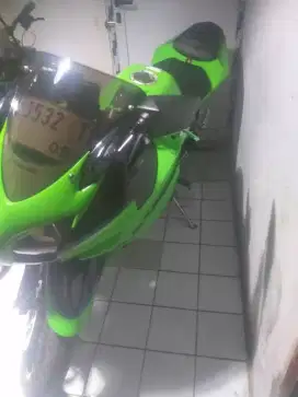 Jual KAWASAKI NINJA 250cc Tanpa cacat dan istimewa