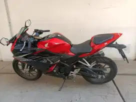 CBR 150 ABS Merah Hitam