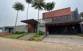 Rumah Mewah Ada Kolam Renang 722m 4KT Fortunia Residence Depok