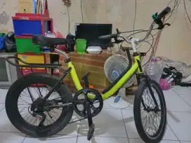 Sepeda minion gigi