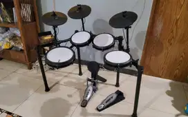 WTS Alesis Nitro Max Electric Drum Set / Drum Elektrik