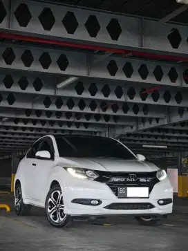 [ Sunroof Panoramic] HRV Prestige CVT 2016