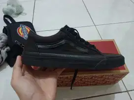 Spatu vans old skul