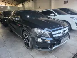 Mercedes Benz GLA200 AMG 2015